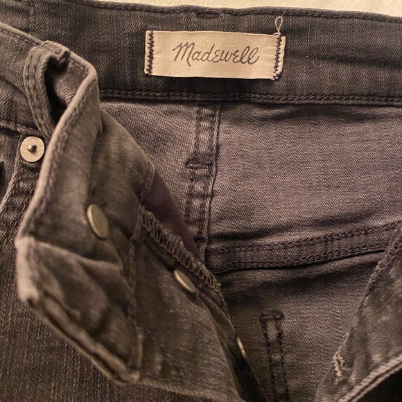 Madewell 10" High Rise Skinny Jeans - Picture 8 of 16